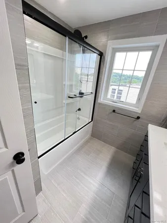 $6,000 | 50 Vineyard Avenue, Yonkers, NY 10703