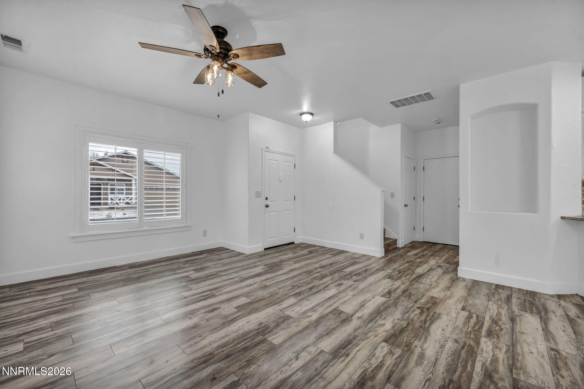 9470 Stoney Creek Way Reno, NV 89506 - Photo 17 of 49 17-web-or-mls-9470-stoney-creek-way