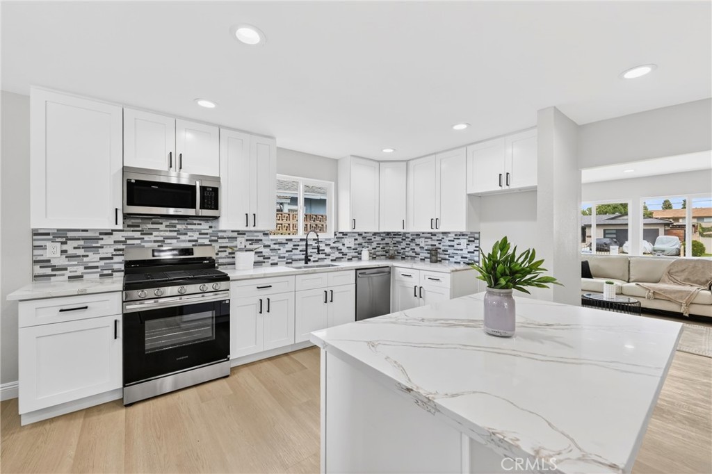 19209 Caney Avenue Carson, CA 90746 - Photo 11 of 58