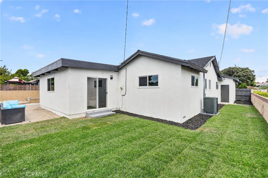 19209 Caney Avenue Carson, CA 90746 - Photo 41 of 58