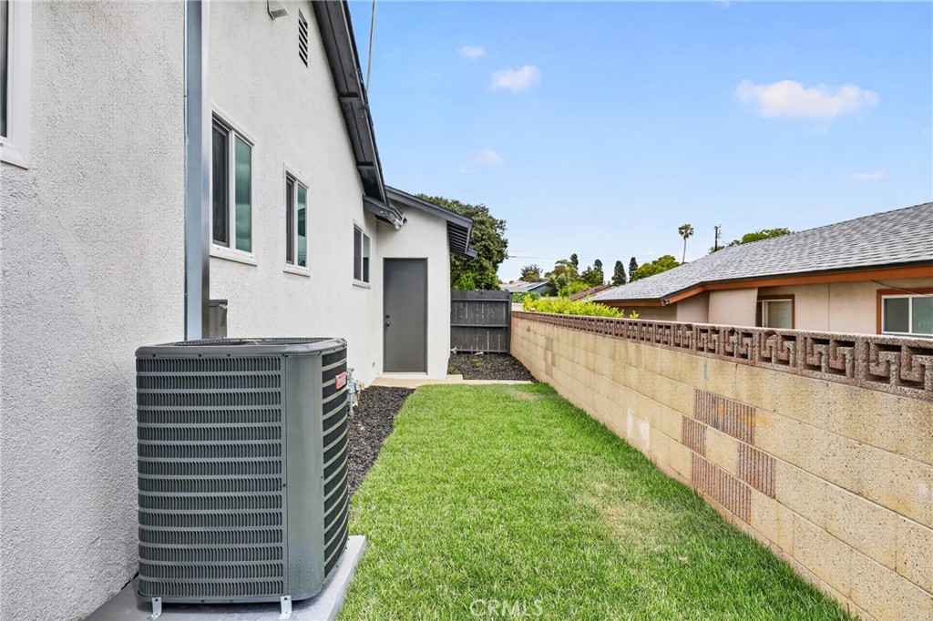 19209 Caney Avenue Carson, CA 90746 - Photo 43 of 58