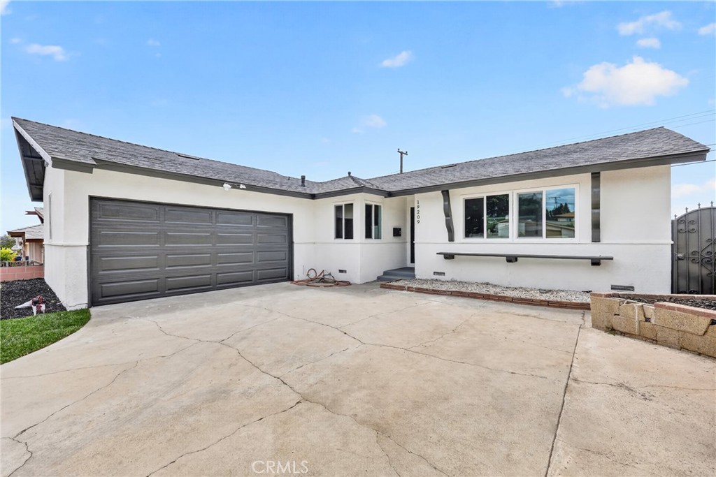 19209 Caney Avenue Carson, CA 90746 - Photo 48 of 58