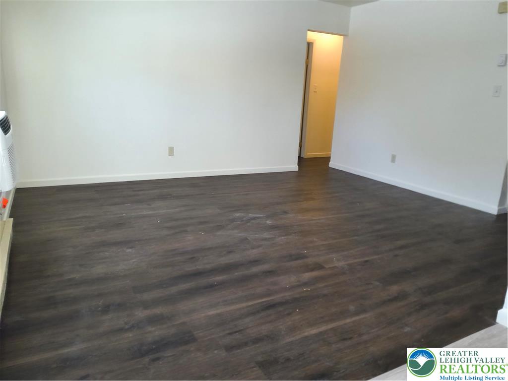 802 West Berwick Street Easton, PA 18042 - Photo 13 of 54 a view of an empty room