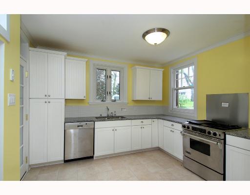 4163 Bakerstown Road Gibsonia, PA 15044 - Photo 6 of 8 Kitchen.