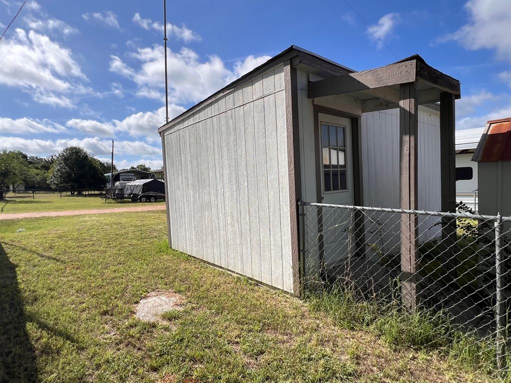 242 Treasure Beach Comanche, TX 76442 - Photo 26 of 32