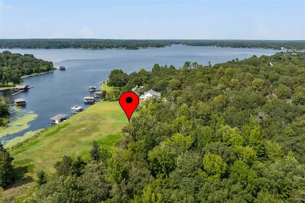 $675,000 | 3570 Pleasant Run Circle, Athens, TX 75752