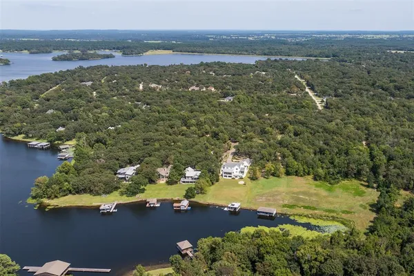 $675,000 | 3570 Pleasant Run Circle, Athens, TX 75752