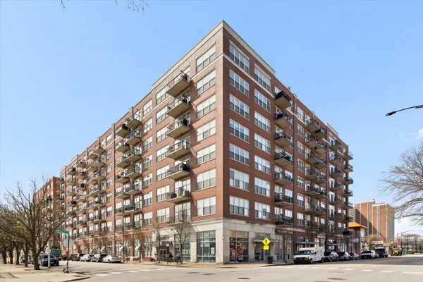 $975,000 | 6 South Laflin Street, Unit 907, Chicago, IL 60607