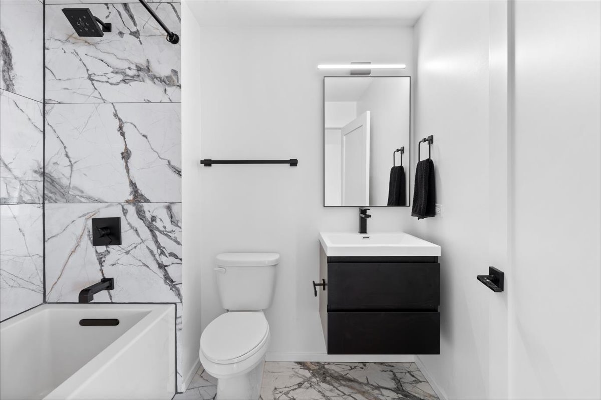 6 South Laflin Street, Unit 907 Chicago, IL 60607 - Photo 20 of 28