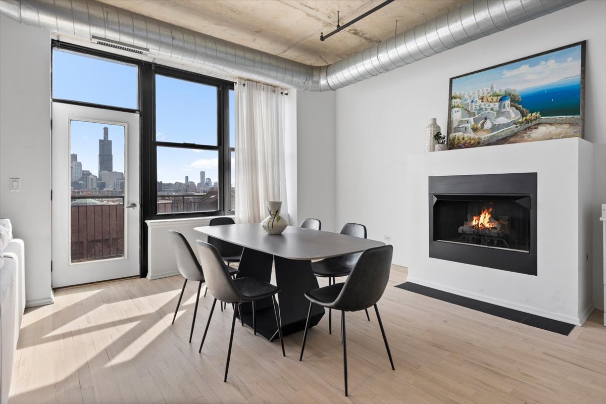 6 South Laflin Street, Unit 907 Chicago, IL 60607 - Photo 9 of 28