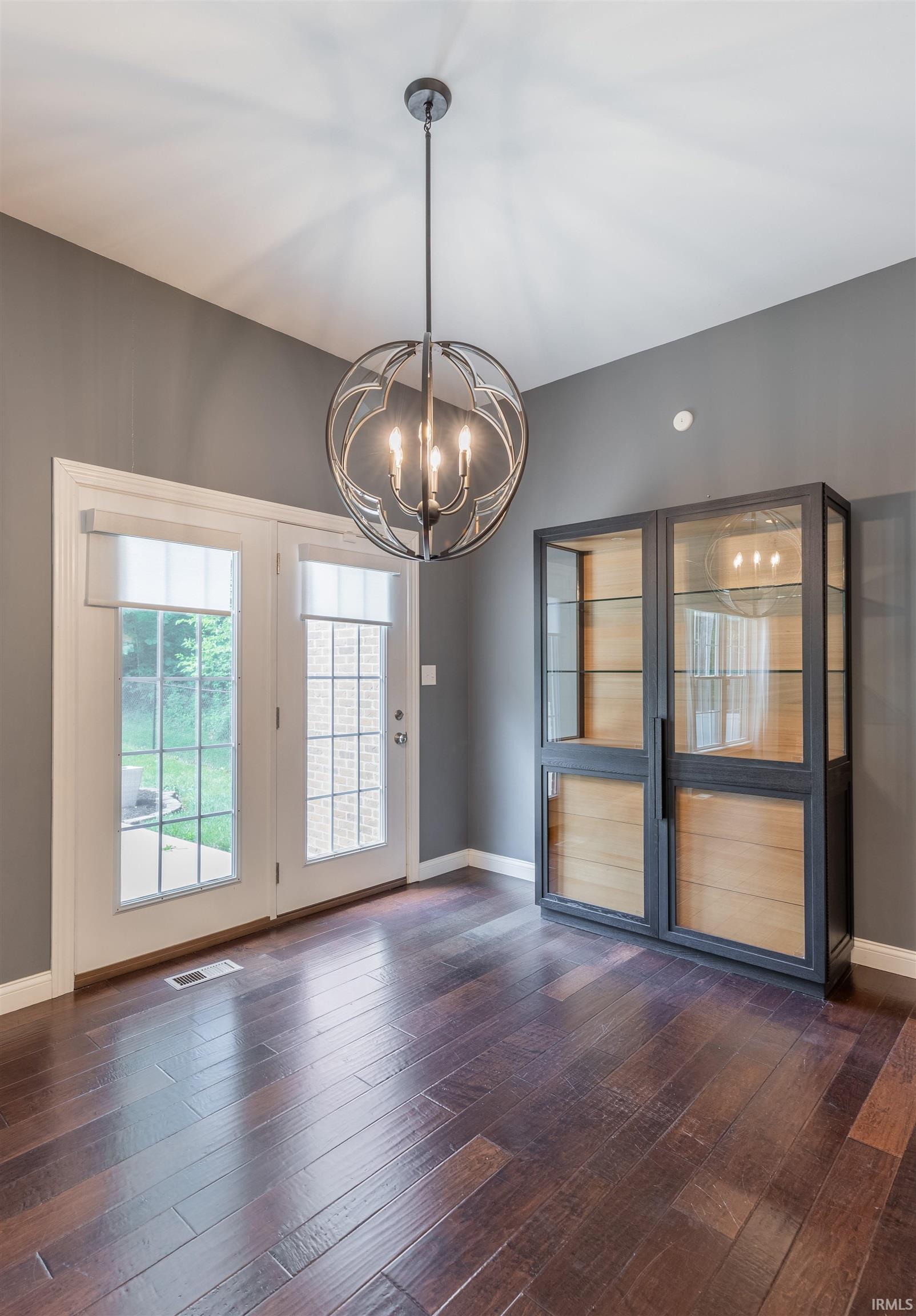 6077 Sharon Road Newburgh, IN 47630 - Photo 10 of 36 Gallery Image 10