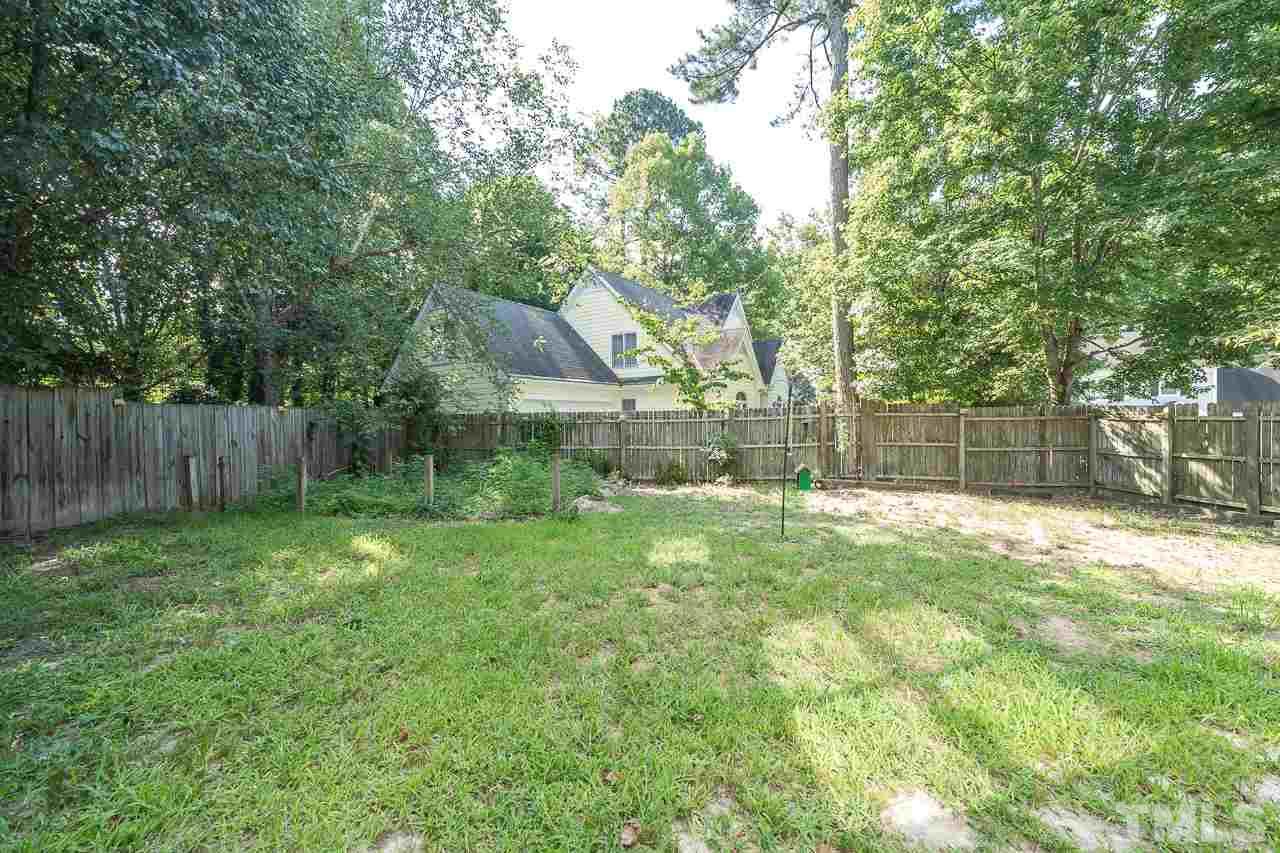 4500 Knightsbridge Way Raleigh, NC 27604 - Photo 22 of 24 a view of a back yard