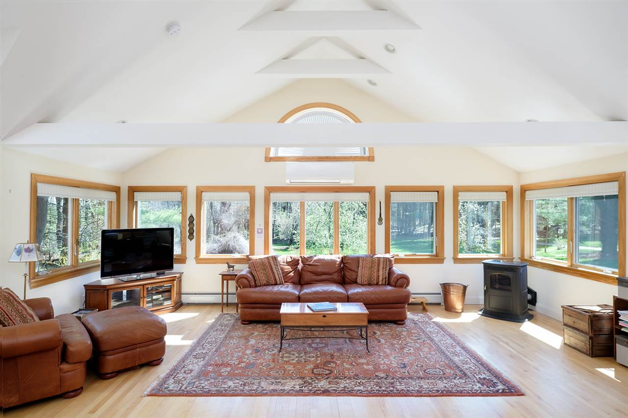 3 Woodland Road North Hampton, NH 03862 - Photo 2 of 40
