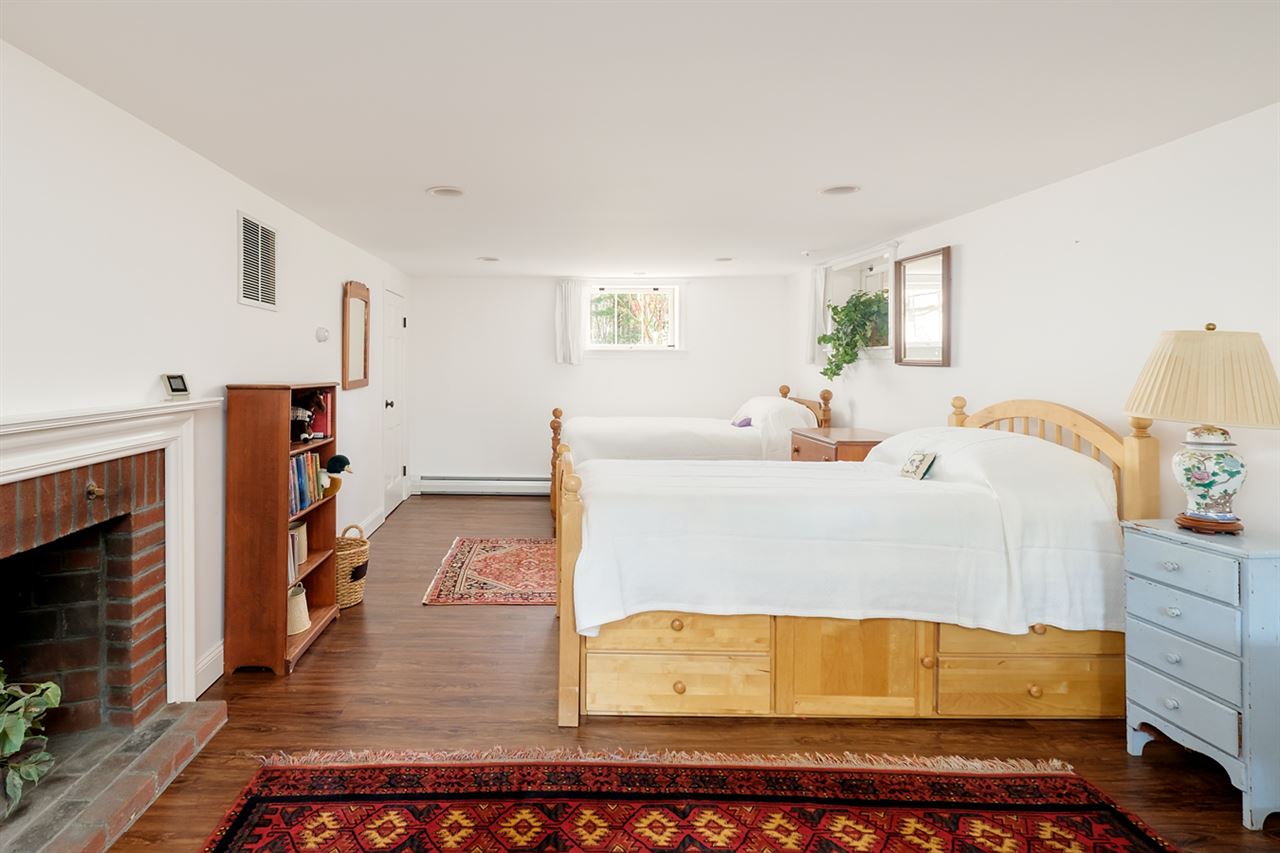 3 Woodland Road North Hampton, NH 03862 - Photo 24 of 40