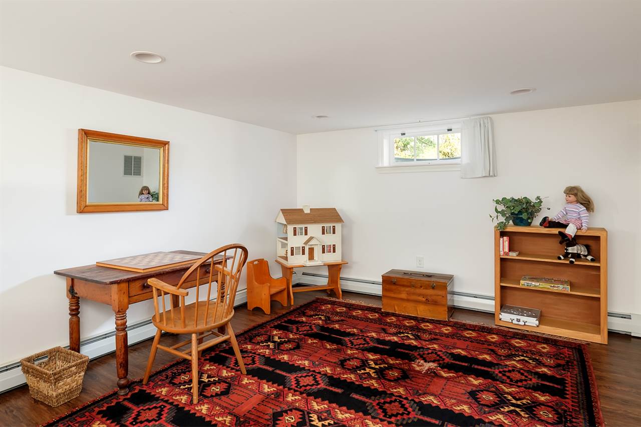 3 Woodland Road North Hampton, NH 03862 - Photo 25 of 40