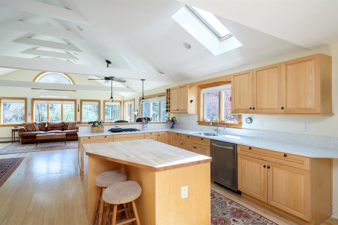 3 Woodland Road North Hampton, NH 03862 - Photo 5 of 40