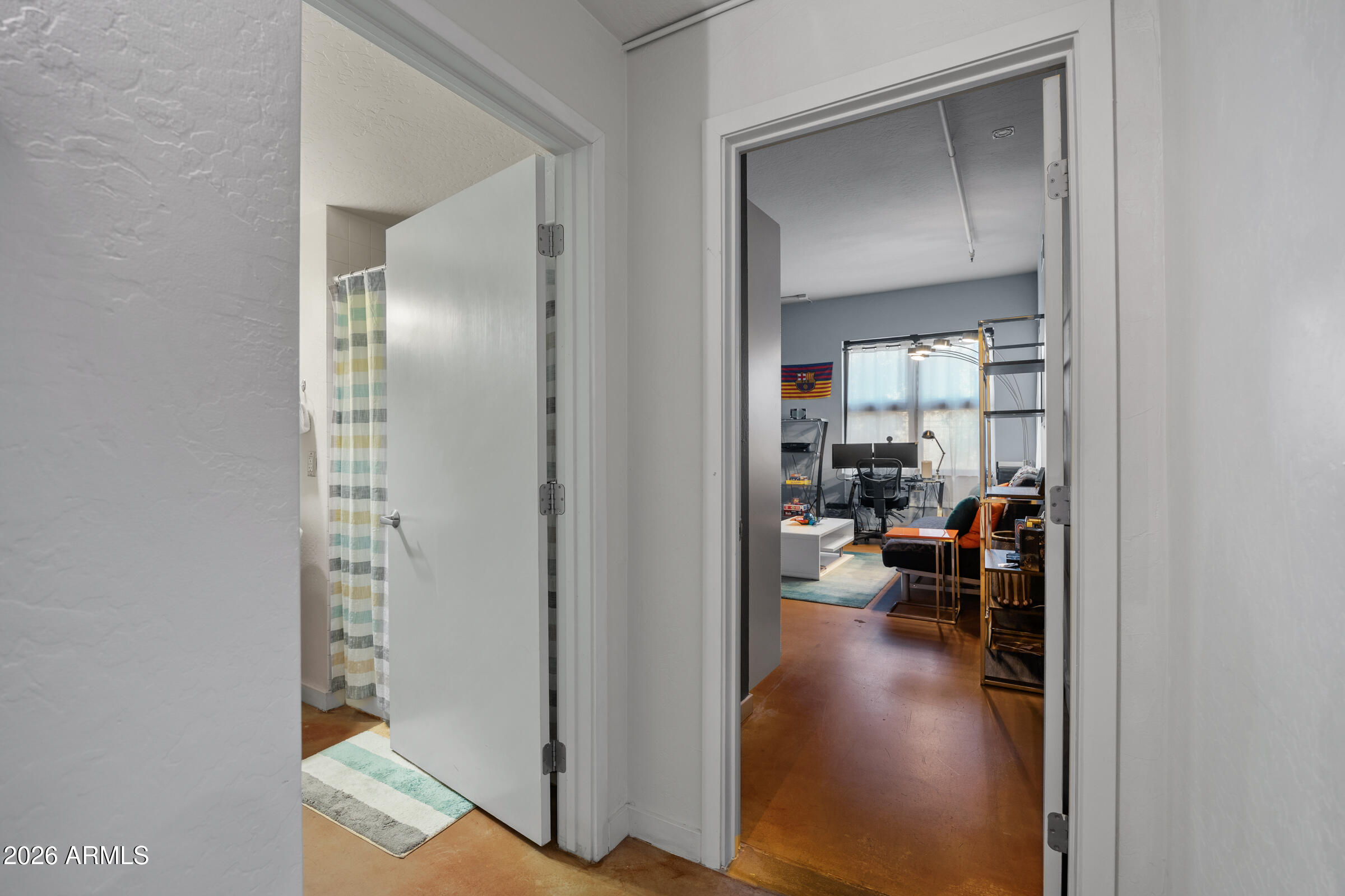 914 East Osborn Road, Unit 216 Phoenix, AZ 85014 - Photo 21 of 26 a view of living room and living room