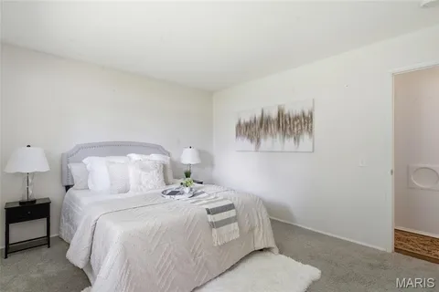 $174,900 | 1395 Redbird Drive, Florissant, MO 63031