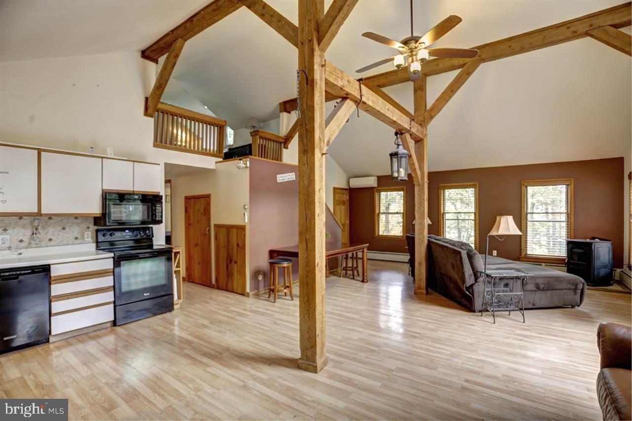 101 Small Valley Road Halifax, PA 17032 - Photo 3 of 24