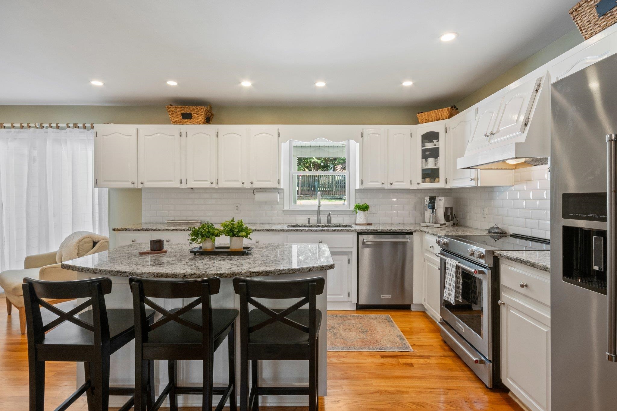 548 Windridge Circle Inman, SC 29349 - Photo 4 of 36 Kitchen