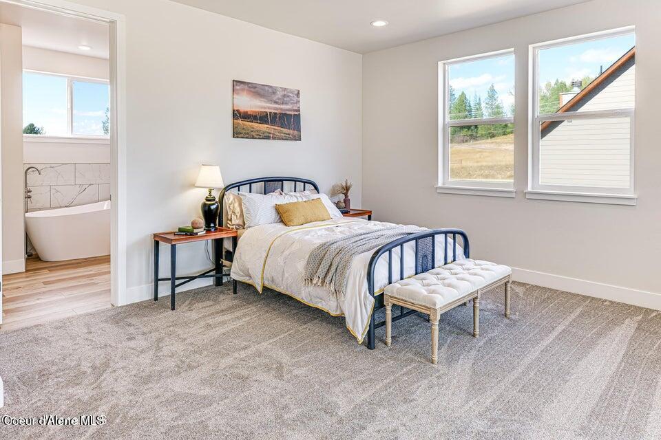899 Main Street Kellogg, ID 83837 - Photo 14 of 21 Master Bedroom