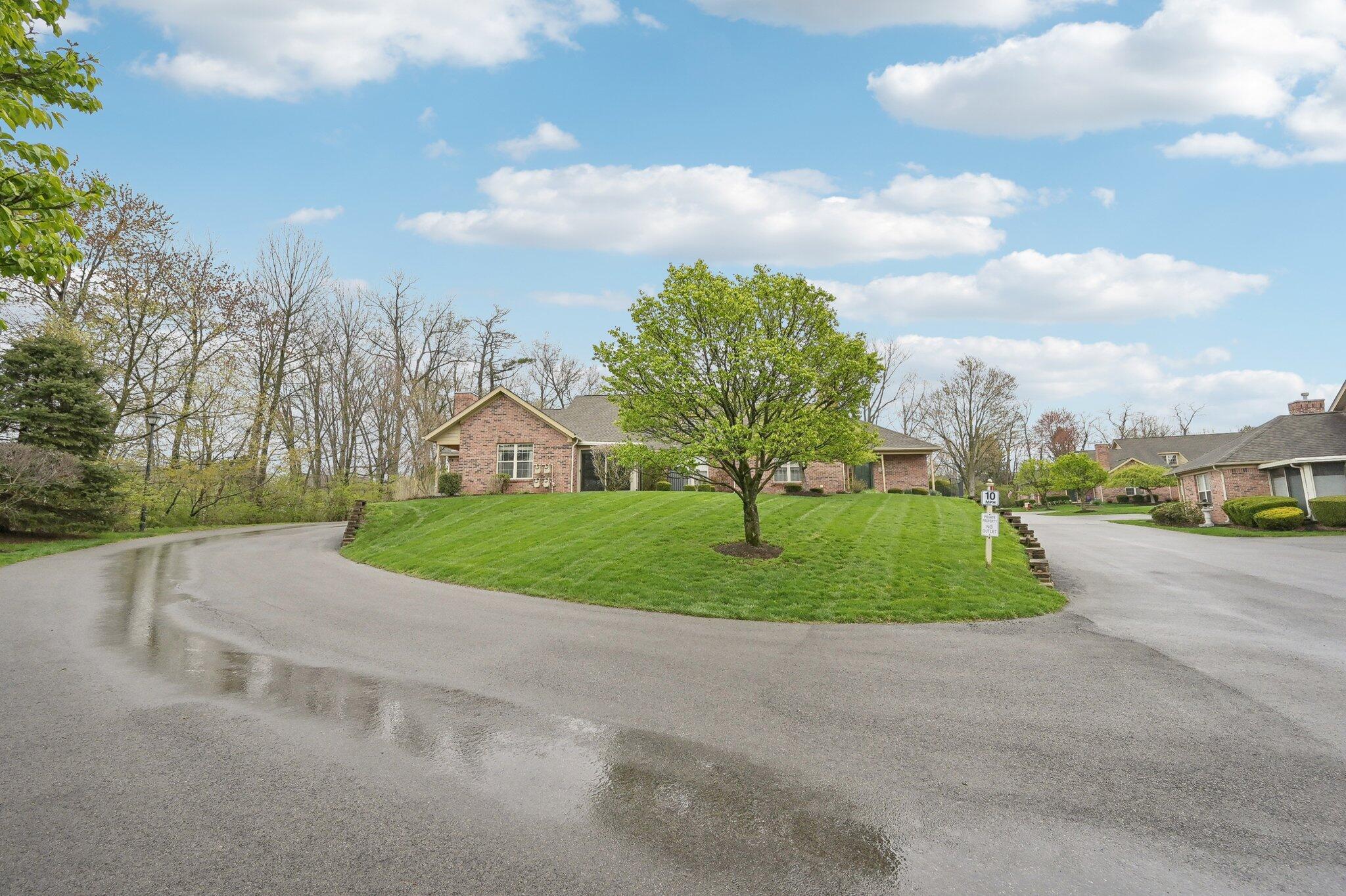 168 Collier Ridge Drive Columbus, OH 43235 - Photo 37 of 43 1-web-or-mls-Collier Ridge Dr-1104-048