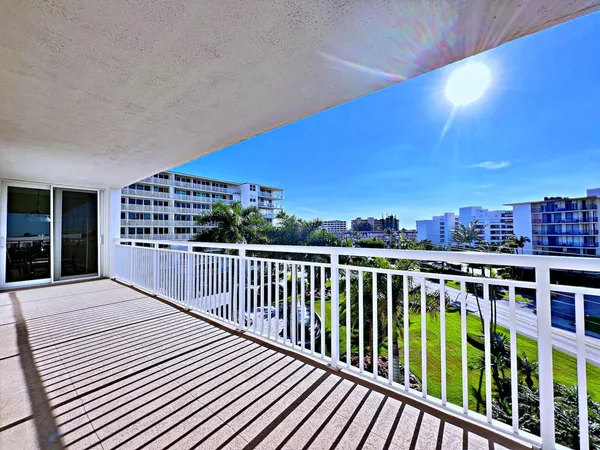 $4,850 | 3546 South Ocean Boulevard, Unit 519, South Palm Beach, FL 33480