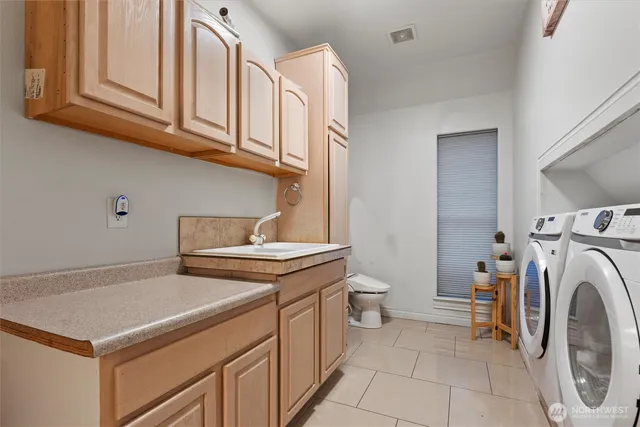 $679,900 | 1205 East Rainier Street, Othello, WA 99344