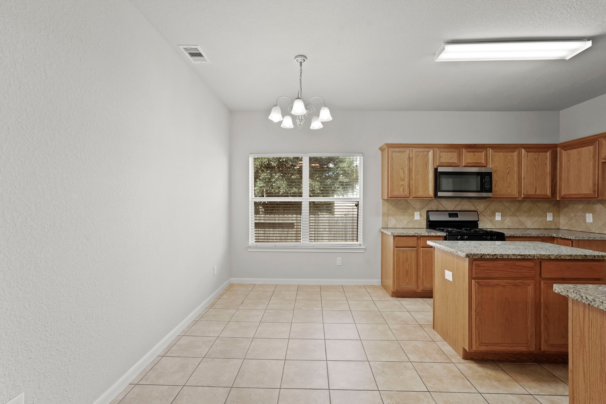 4909 Summer Ridge Drive Conroe, TX 77303 - Photo 19 of 22