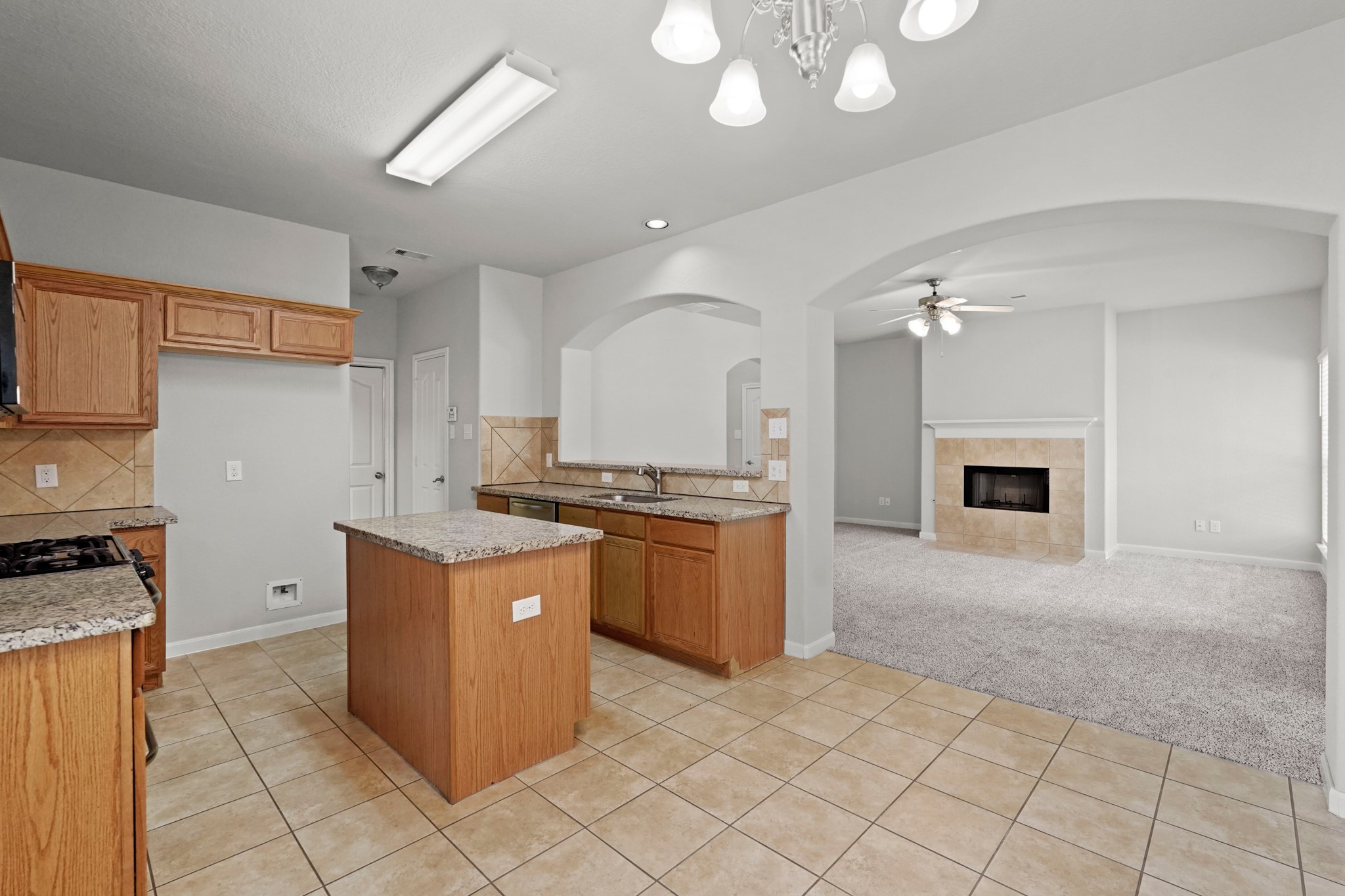 4909 Summer Ridge Drive Conroe, TX 77303 - Photo 21 of 22