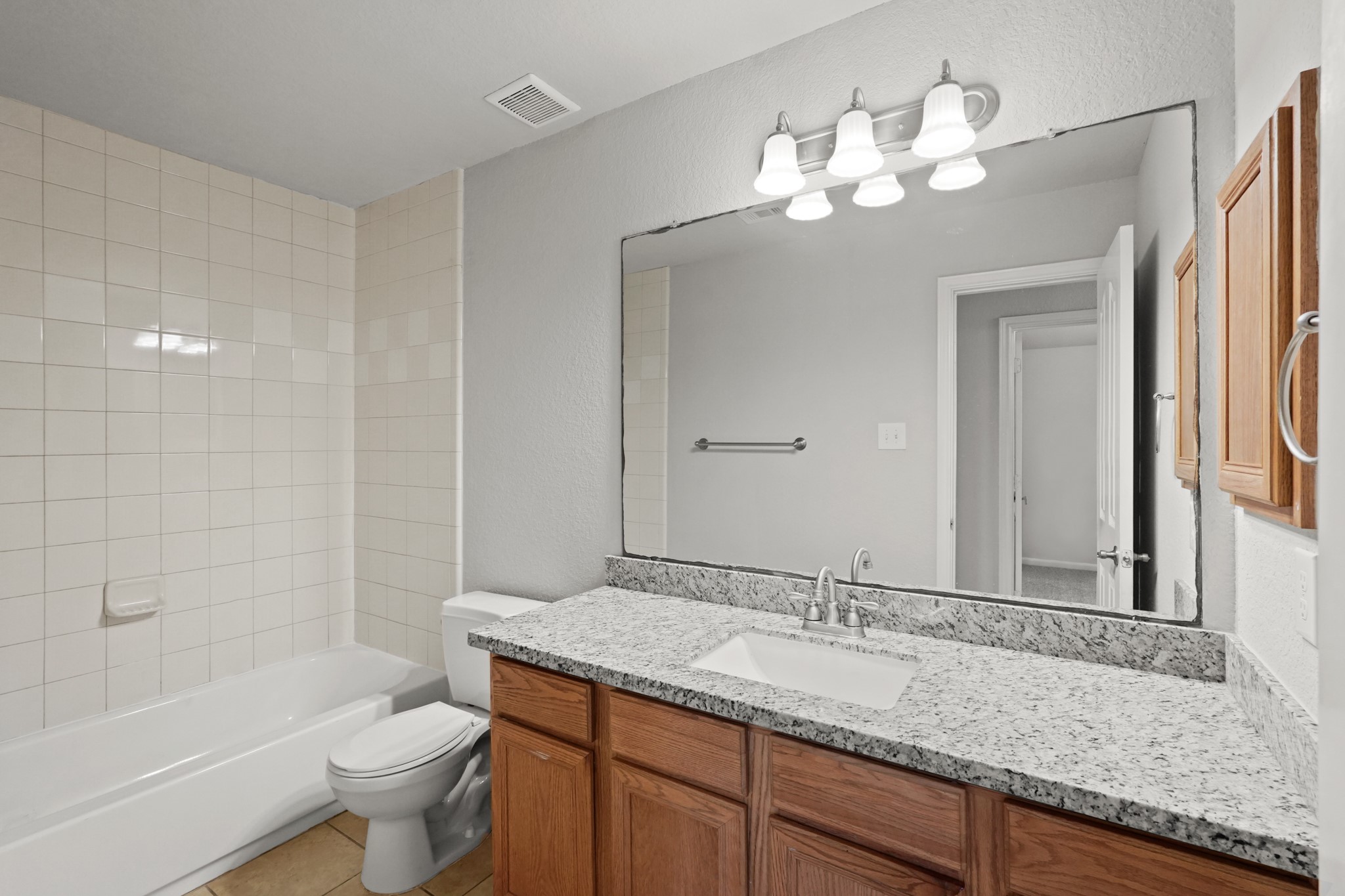 4909 Summer Ridge Drive Conroe, TX 77303 - Photo 10 of 22