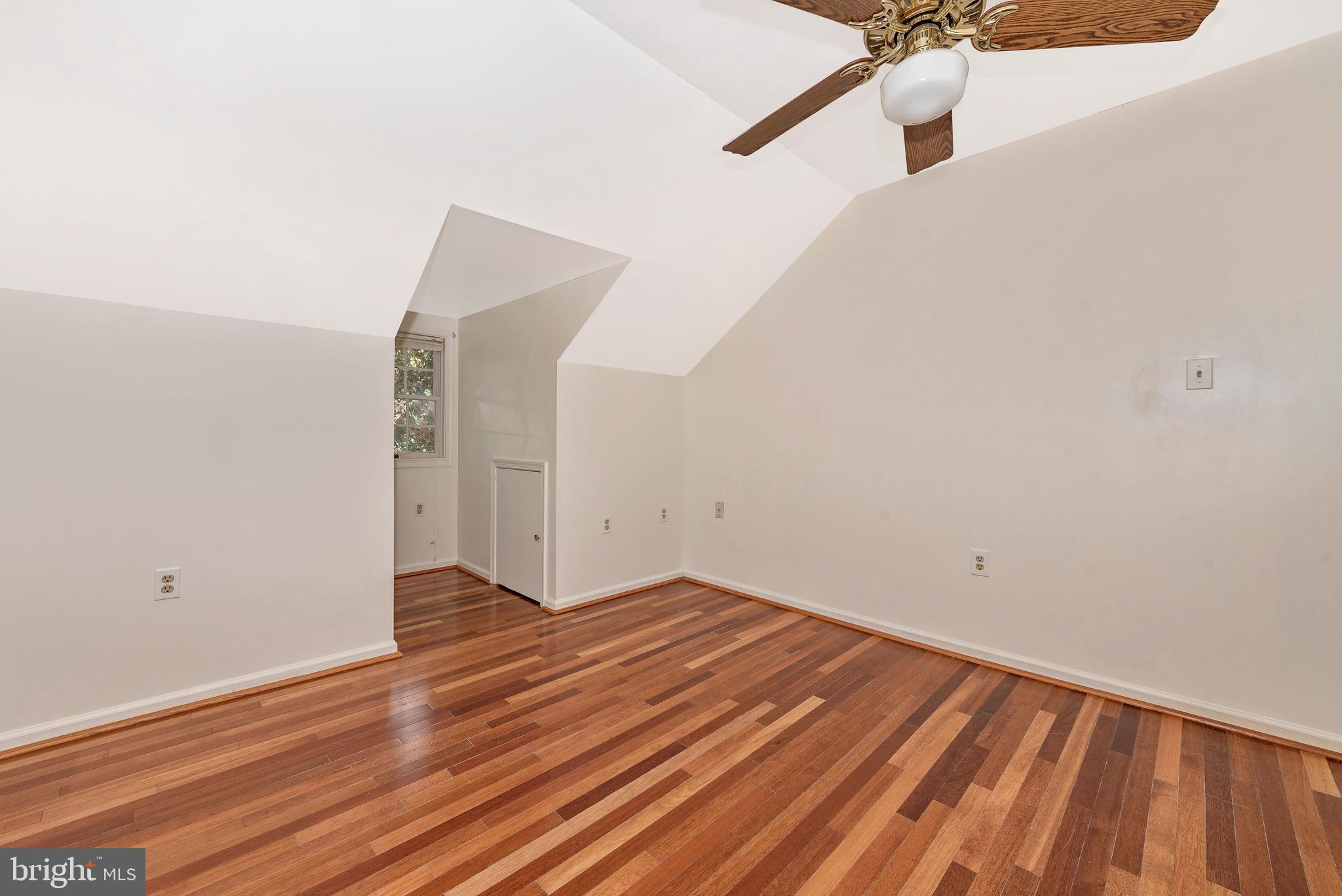 7832 Rocky Springs Road Frederick, MD 21702 - Photo 24 of 41 Spacious second upper level bedroom.