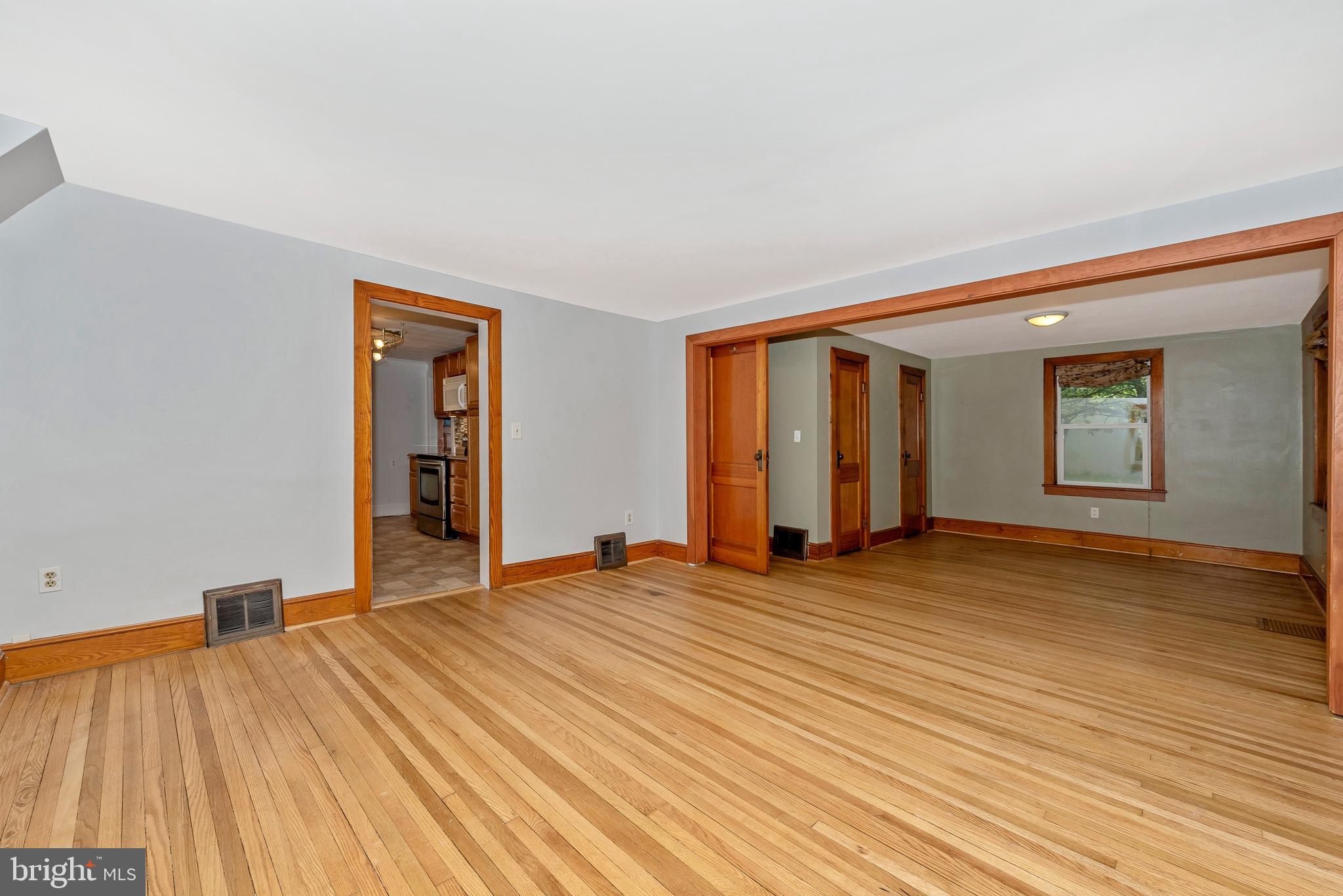 7832 Rocky Springs Road Frederick, MD 21702 - Photo 7 of 41 Spacious open living and dining room.