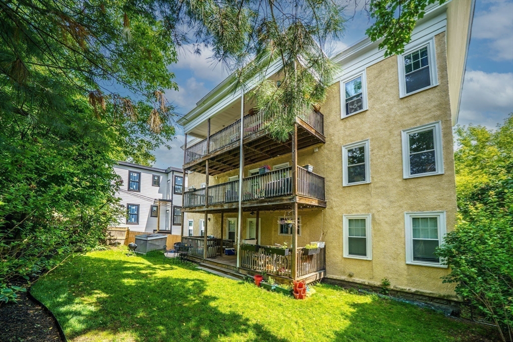 33 Main Street, Unit 2 Somerville, MA 02145 - Photo 17 of 20