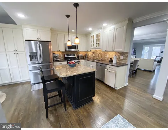 $3,500 | 7404 Heatherfield Lane, Alexandria, VA 22315