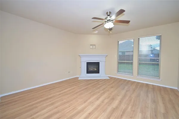 $2,395 | 410 Red Sage Lane, Duncanville, TX 75137