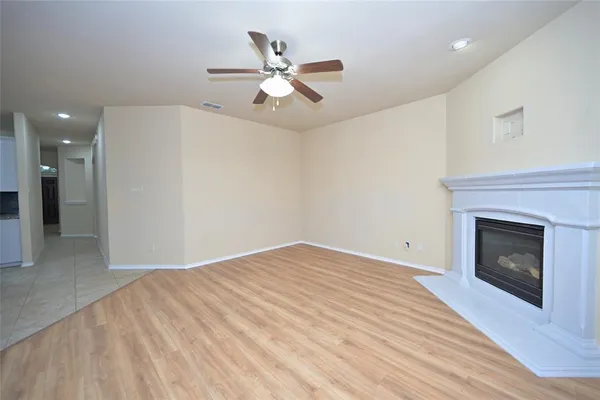 $2,395 | 410 Red Sage Lane, Duncanville, TX 75137