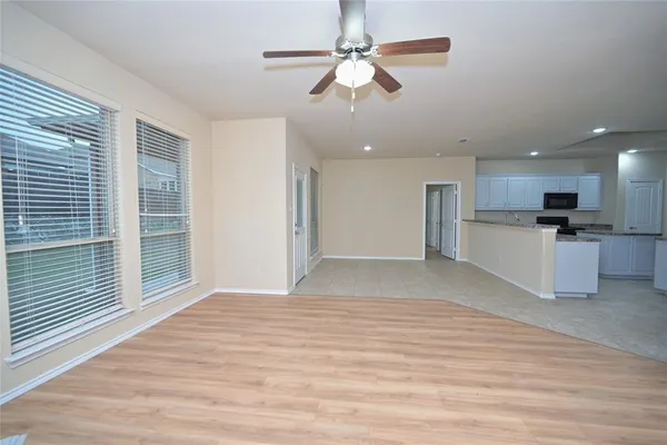 $2,395 | 410 Red Sage Lane, Duncanville, TX 75137