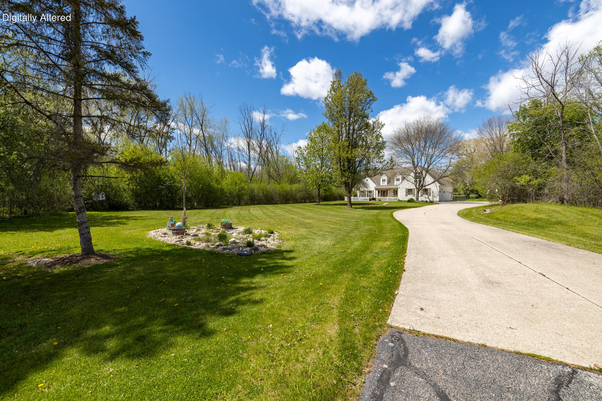 3000 Highland Road Mequon, WI 53097 - Photo 50 of 50 Front of Yard