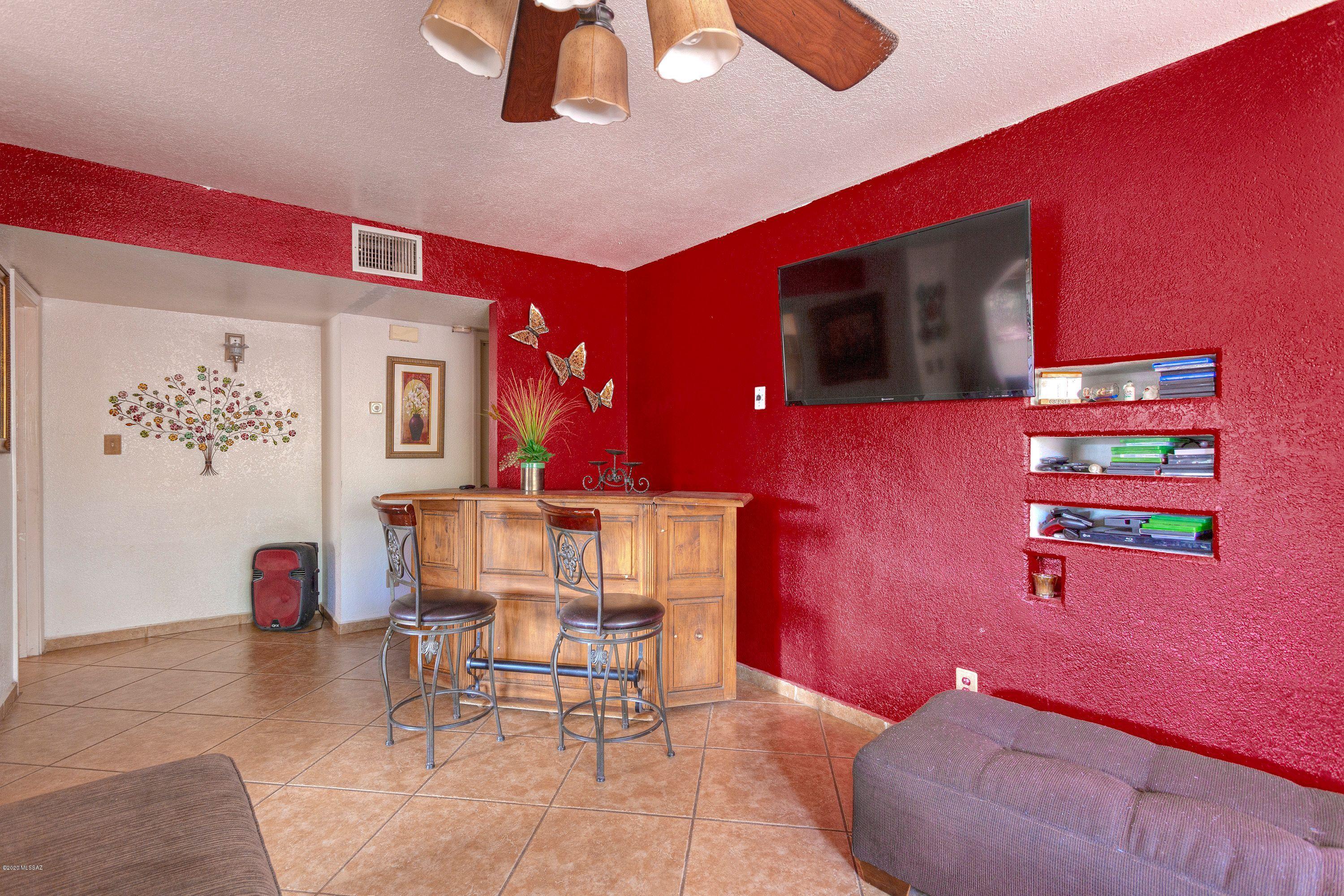 481 Avenida Papalote Rio Rico, AZ 85648 - Photo 2 of 26