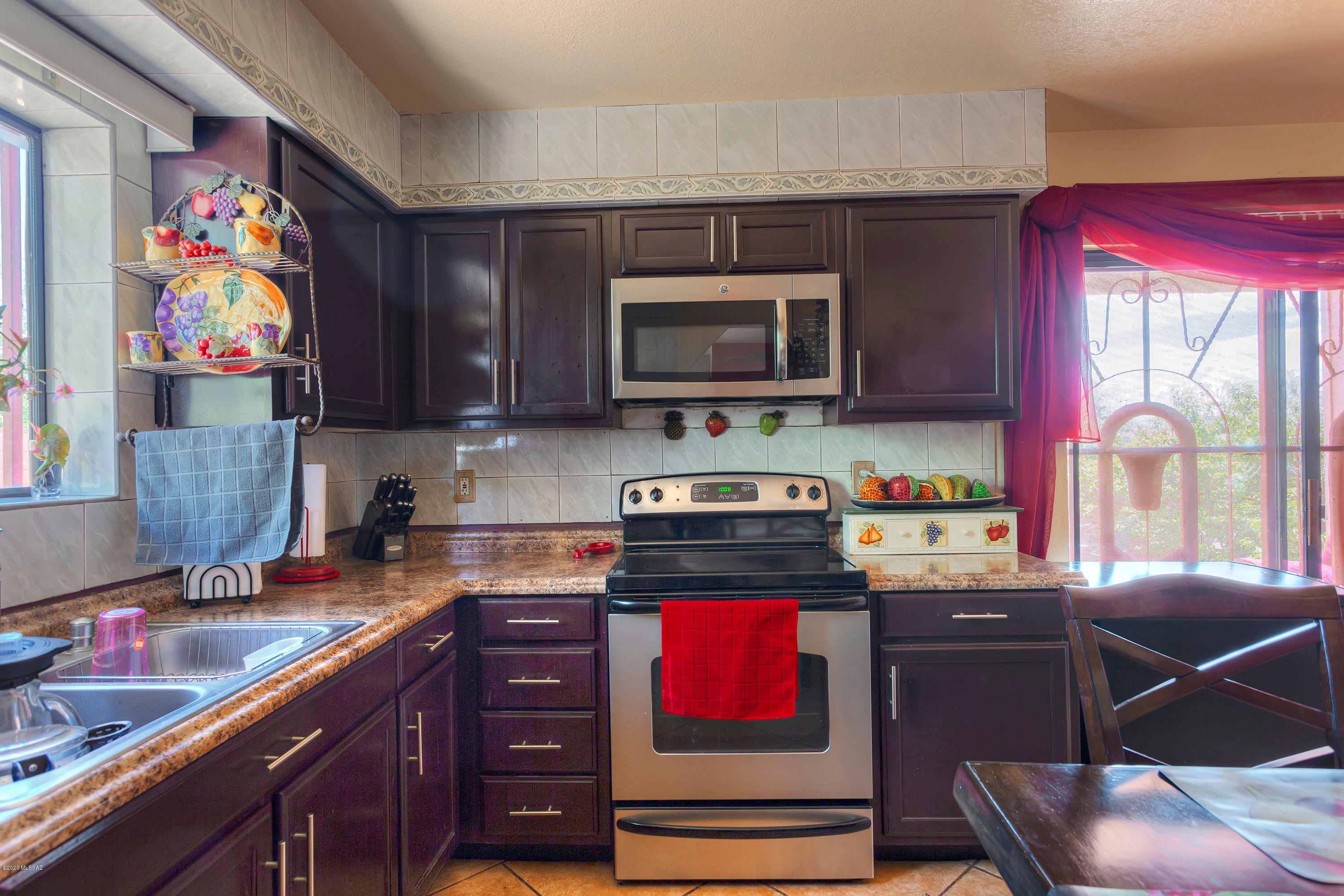 481 Avenida Papalote Rio Rico, AZ 85648 - Photo 8 of 26