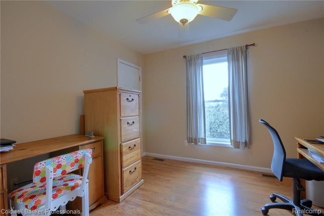 47097 Bemis Road Belleville, MI 48111 - Photo 25 of 34 25_4th_Bedroom.jpg
