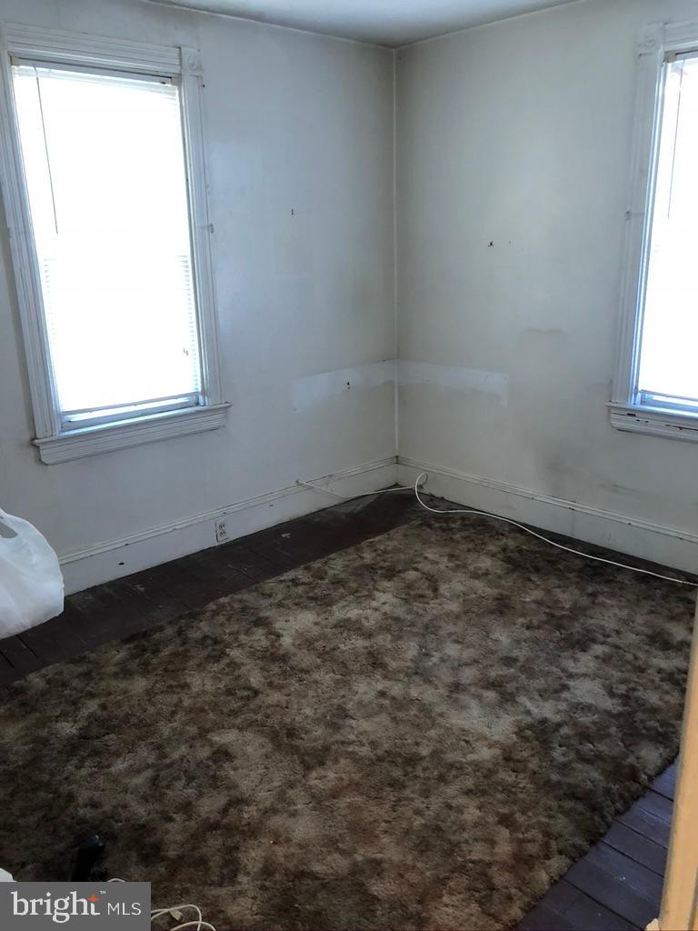 639 Bridgeboro Street Riverside, NJ 08075 - Photo 6 of 9