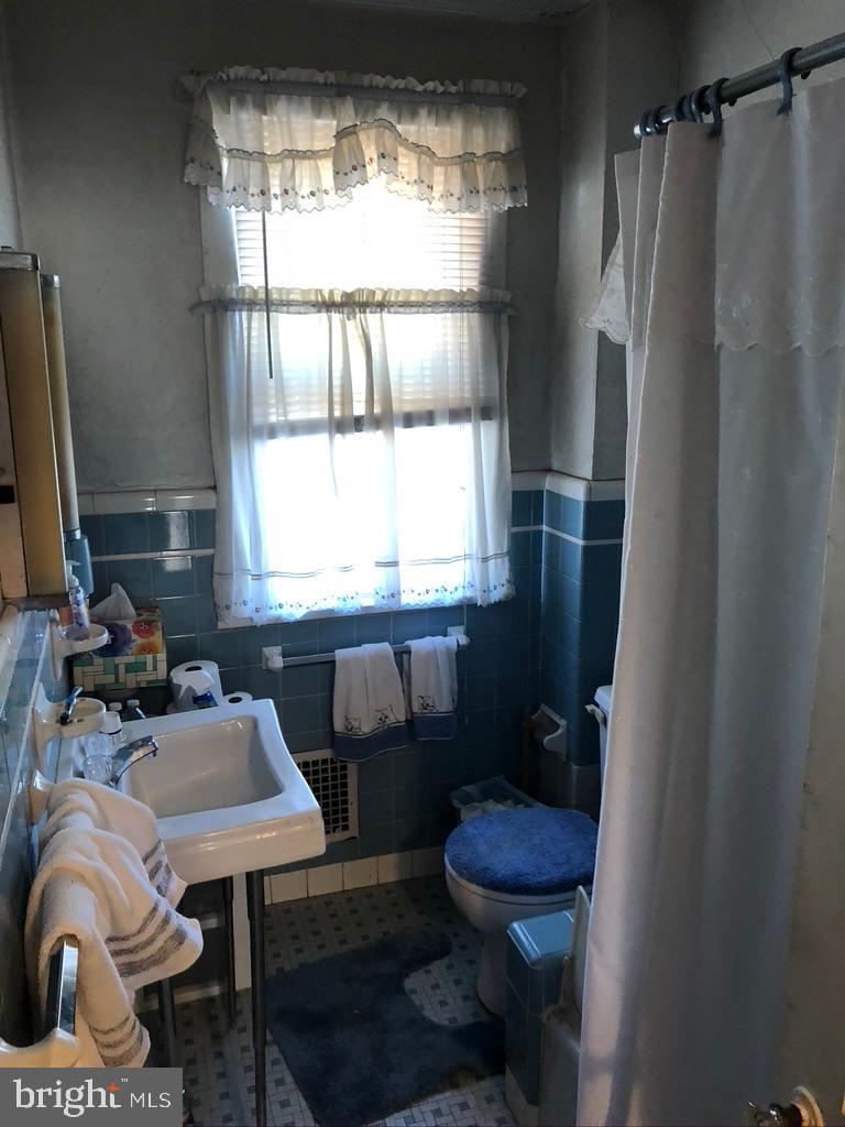 639 Bridgeboro Street Riverside, NJ 08075 - Photo 8 of 9