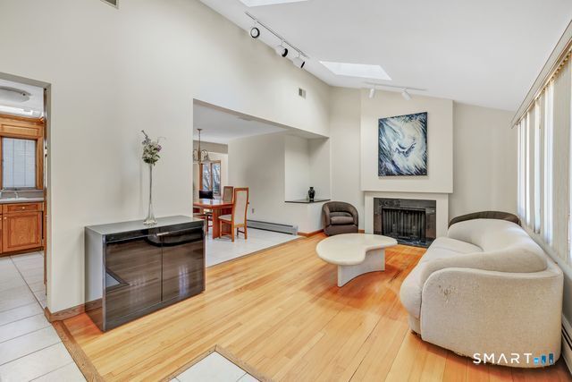 35 Rustown Drive Stratford, CT 06614 - Photo 8 of 33