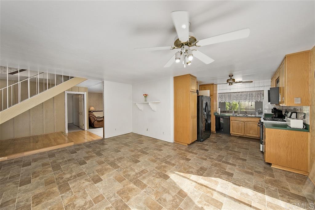 12445 Robison Boulevard Poway, CA 92064 - Photo 3 of 24 Gallery Image 3
