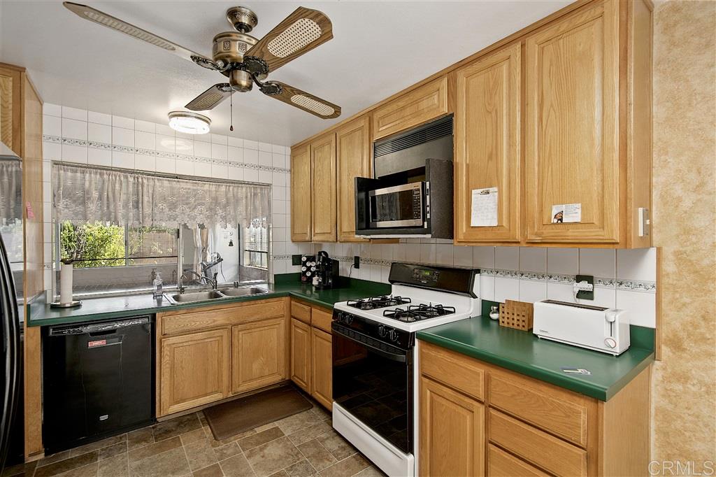 12445 Robison Boulevard Poway, CA 92064 - Photo 4 of 24 Gallery Image 4