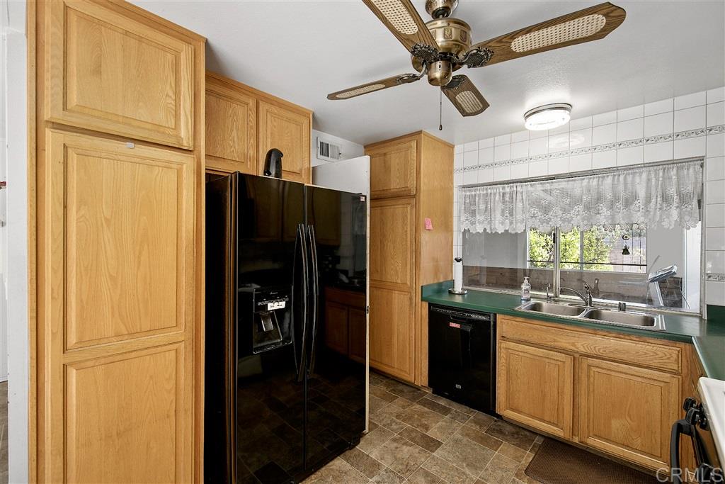 12445 Robison Boulevard Poway, CA 92064 - Photo 5 of 24 Gallery Image 5