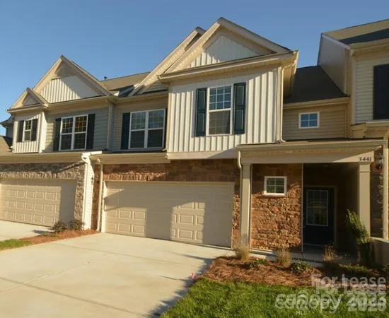 $2,295 | 3441 Park South Station Boulevard, Charlotte, NC 28210