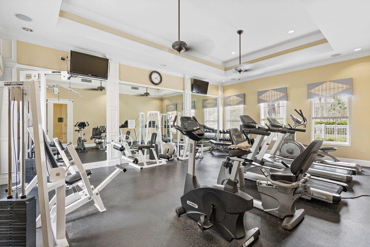 276 Murcia Drive, Unit 301 Jupiter, FL 33458 - Photo 43 of 52 a view of a room with gym equipment